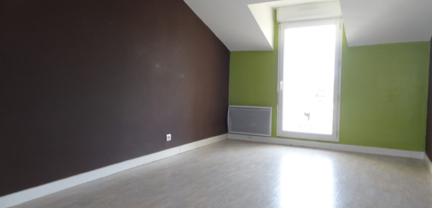 Location maison – Le Mesnil-en-Vallée