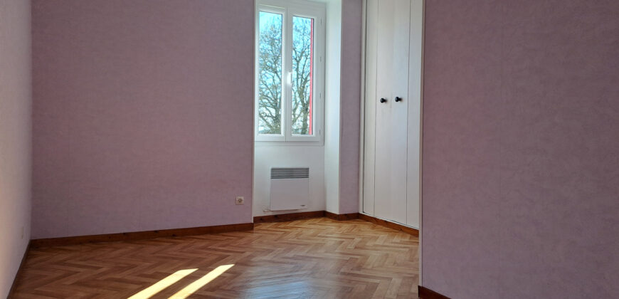 Location maison – LOIREAUXENCE