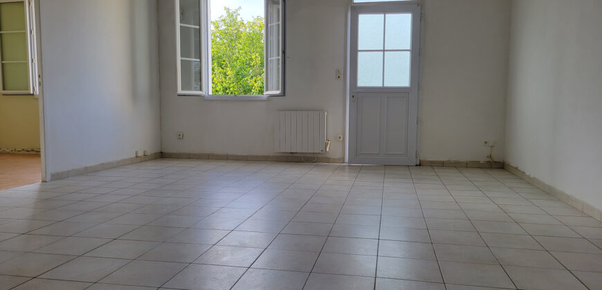 Location maison – Le Mesnil-en-Vallée